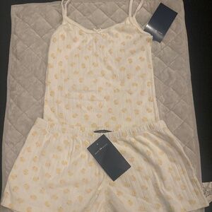 Brandy Melville duck set